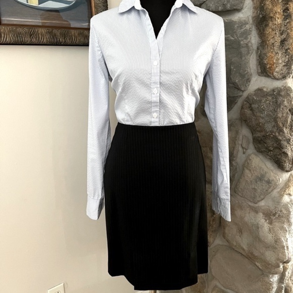 Nordstrom Halogen Pinstripe Pencil Skirt, size 4